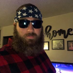 Meet your Posher, Carl